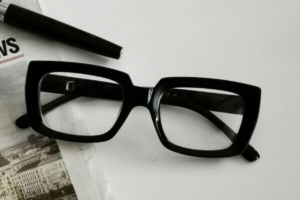 Best looking frames near me